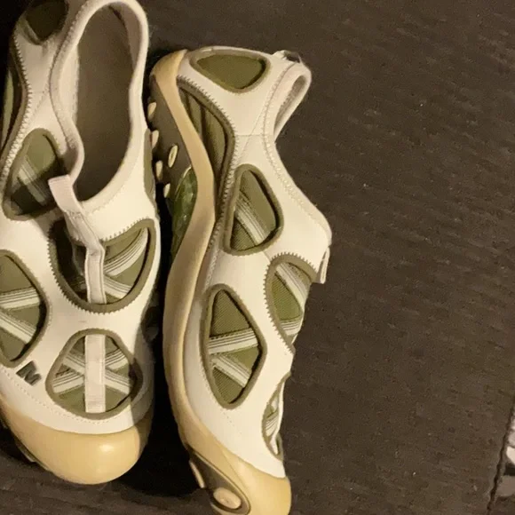 Merrell  Mangrove women’s outdoor shoes - Picture 2 of 7